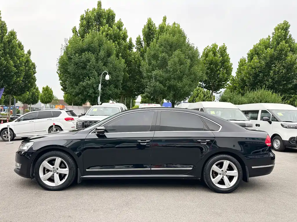 Volkswagen Passat 2011 2.0TSI DSG