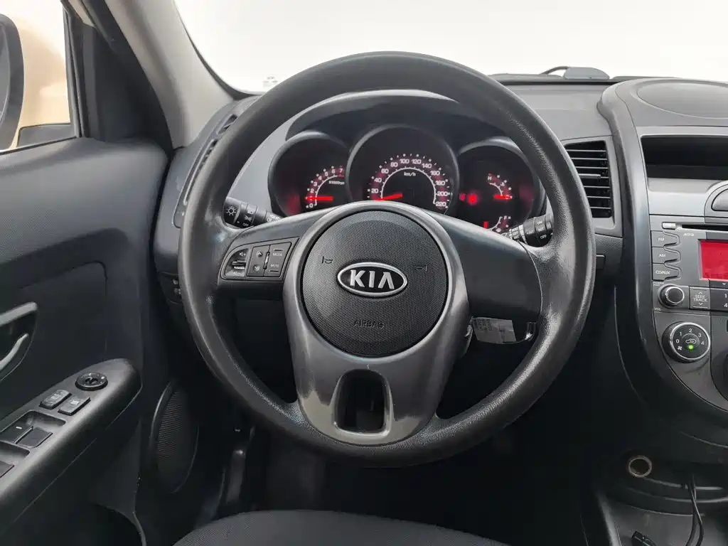 Kia Soul — миниатюра 11