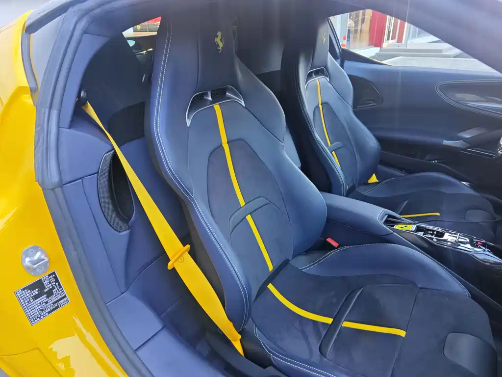 Ferrari SF90 — миниатюра 10