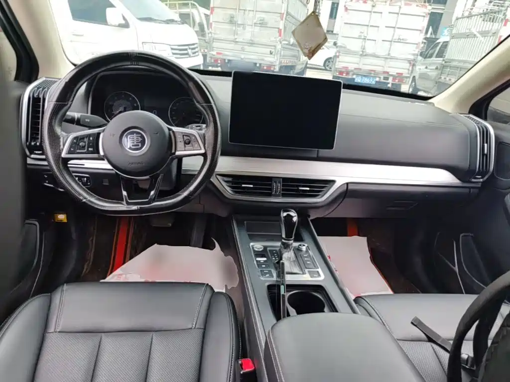 BYD Tang — миниатюра 10