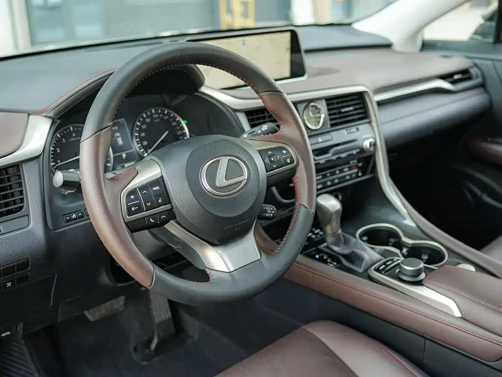 Lexus RX — миниатюра 10
