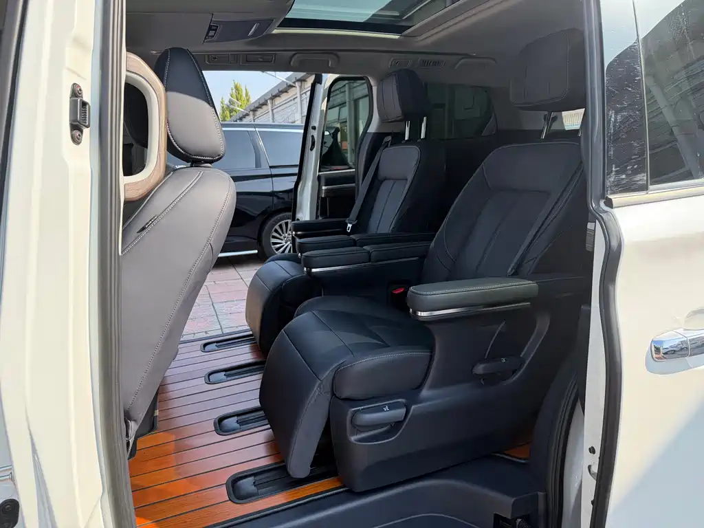 GAC Motor Trumpchi M8 — миниатюра 3
