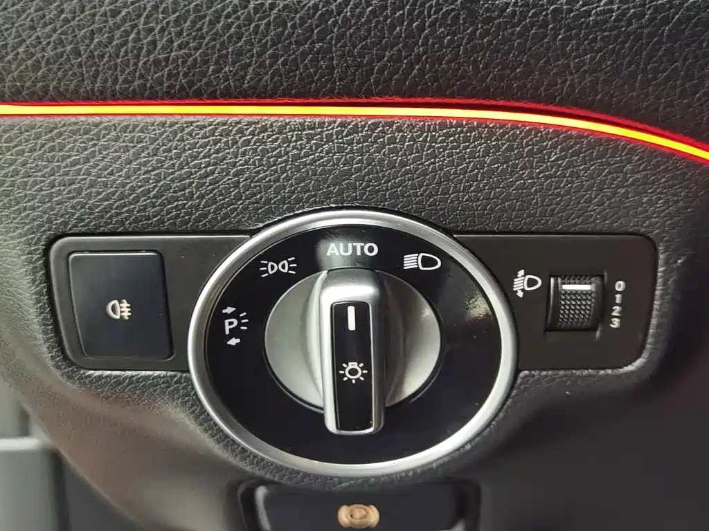 Mercedes-Benz GLA — миниатюра 21