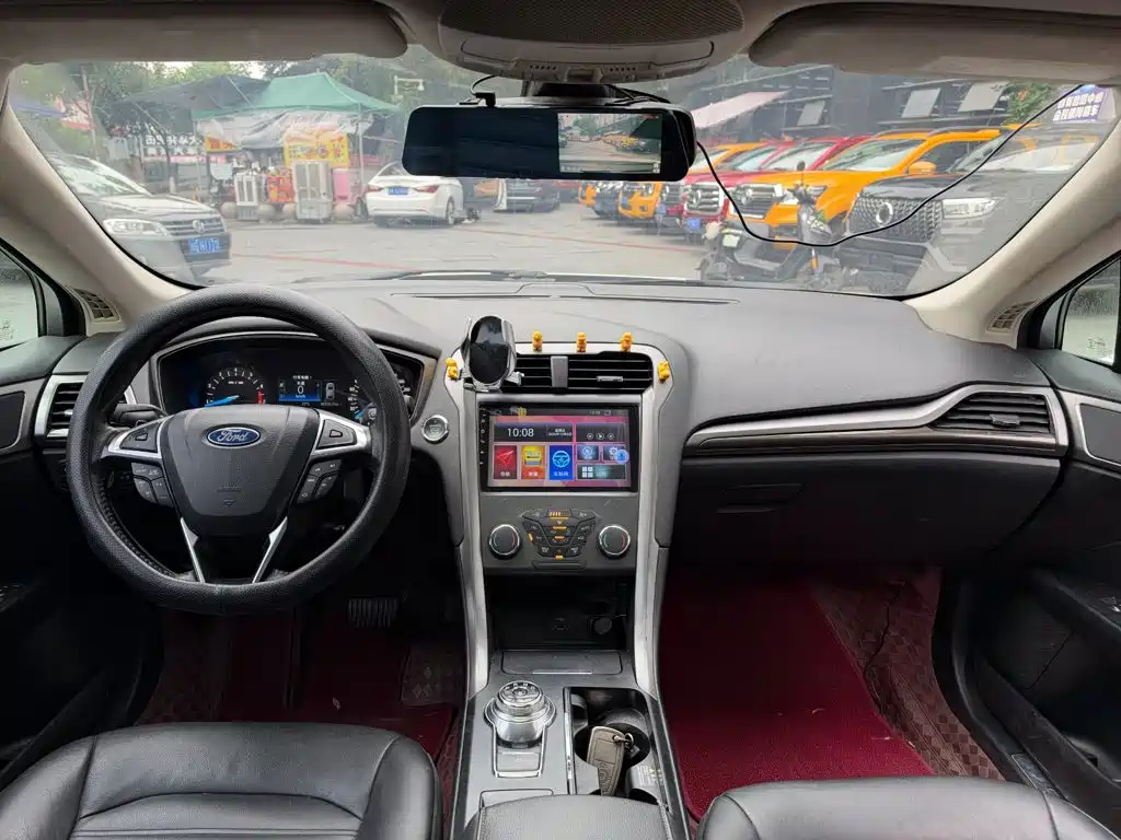 Ford Mondeo — миниатюра 9