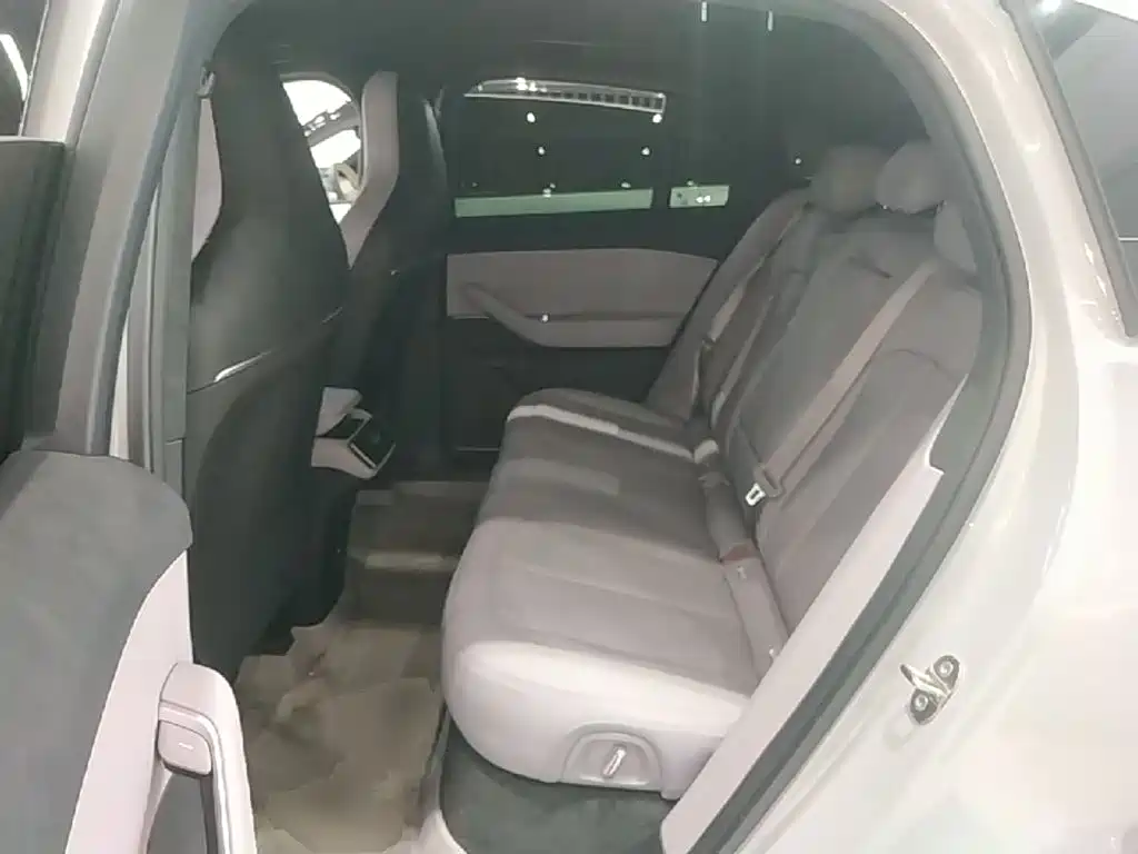NIO EC6 — миниатюра 17