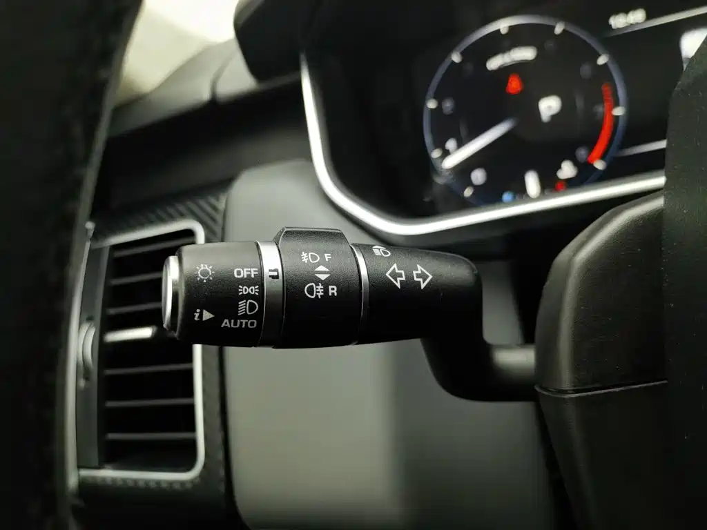 Land Rover Sport — миниатюра 21