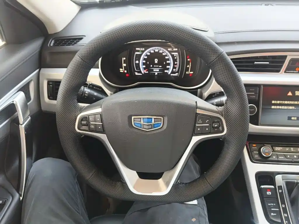Geely Boyue — миниатюра 11