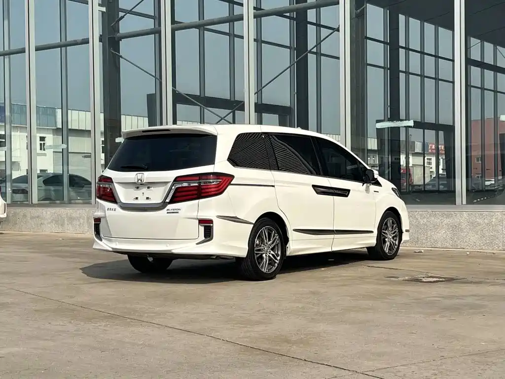 Honda Elysion — миниатюра 4