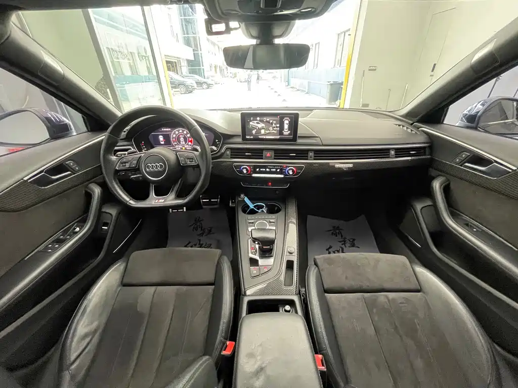 Audi A4L — миниатюра 26