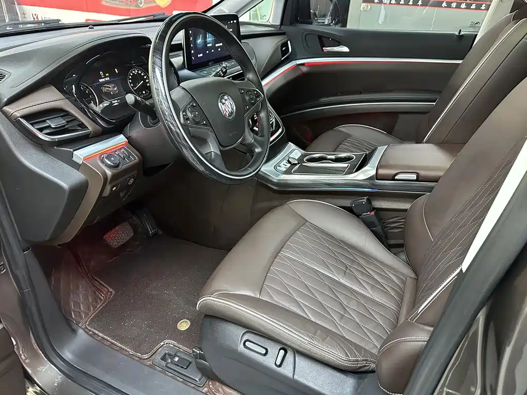 Buick GL8 — миниатюра 7