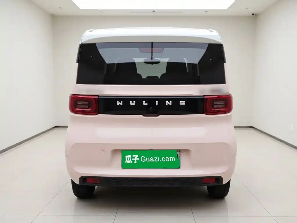 Wuling MINIEV — миниатюра 3