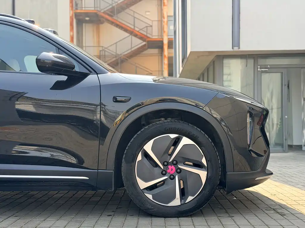 NIO ES6 — миниатюра 8