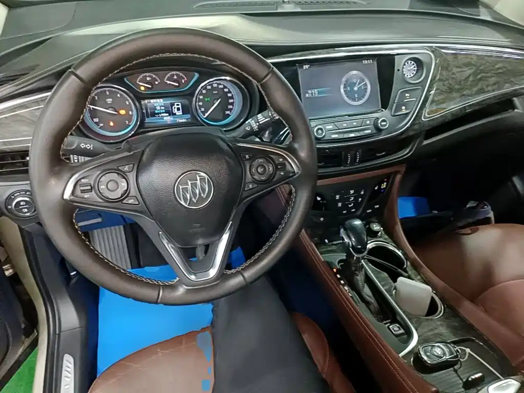 Buick Envision Plus — миниатюра 10