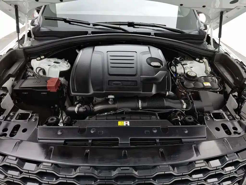 Land Rover Velar — миниатюра 6