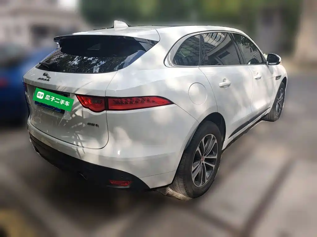 Jaguar F-PACE — миниатюра 4