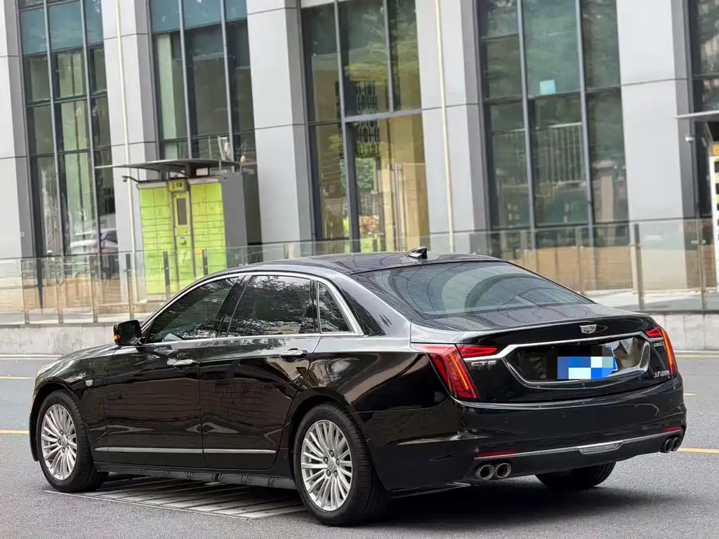 Cadillac CT6 — миниатюра 3