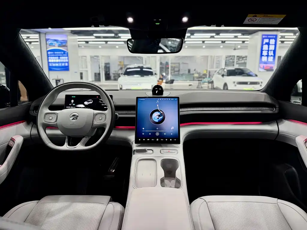 NIO ES6 — миниатюра 11