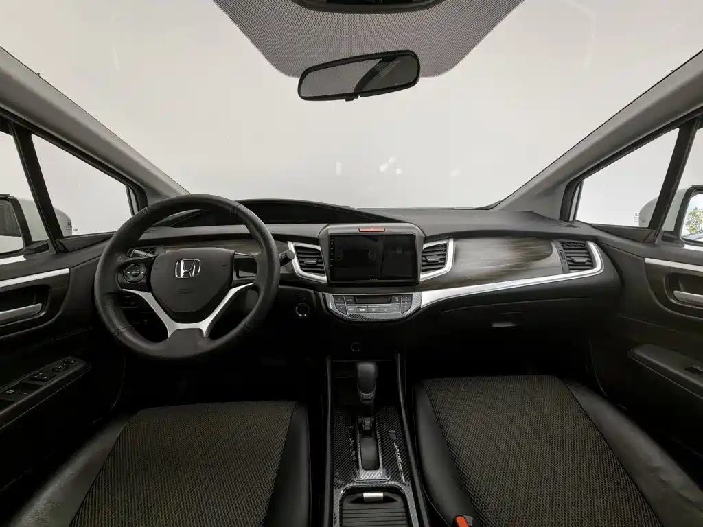 Honda Jade — миниатюра 5