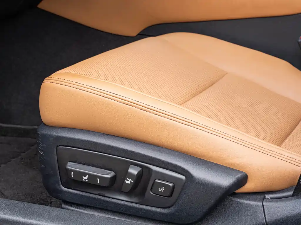 Lexus GS — миниатюра 20