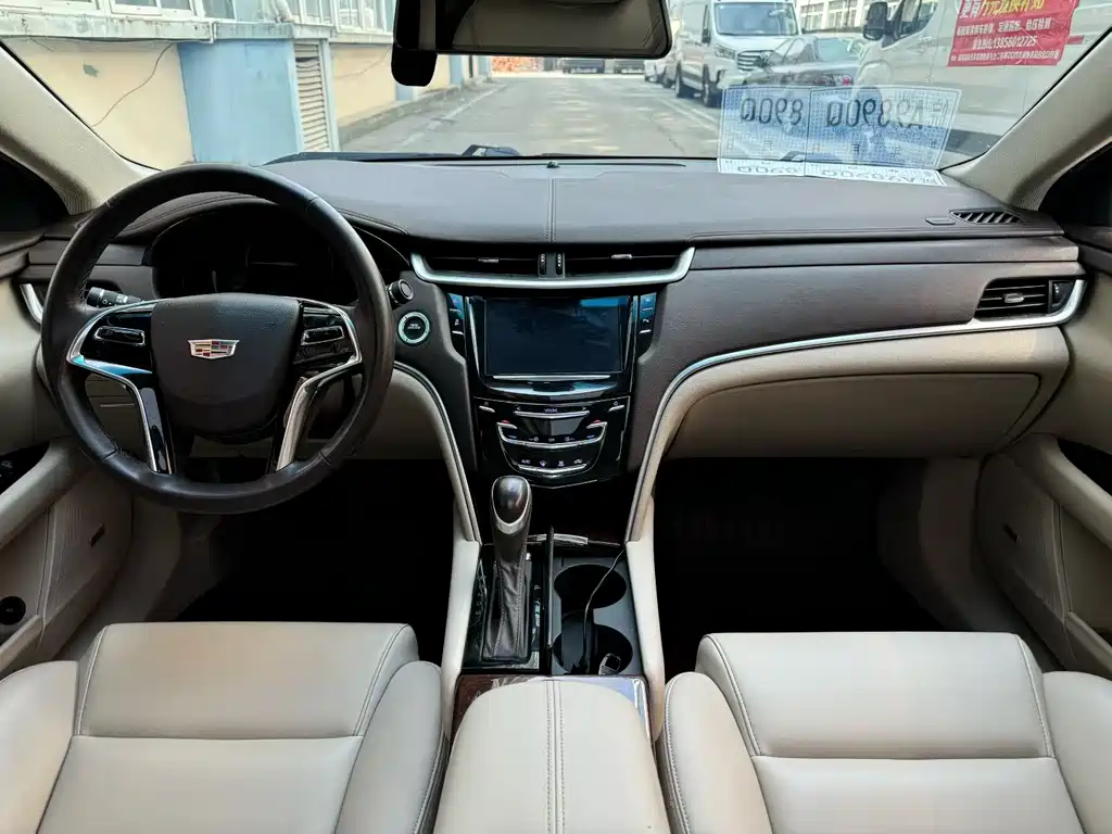 Cadillac XTS — миниатюра 6