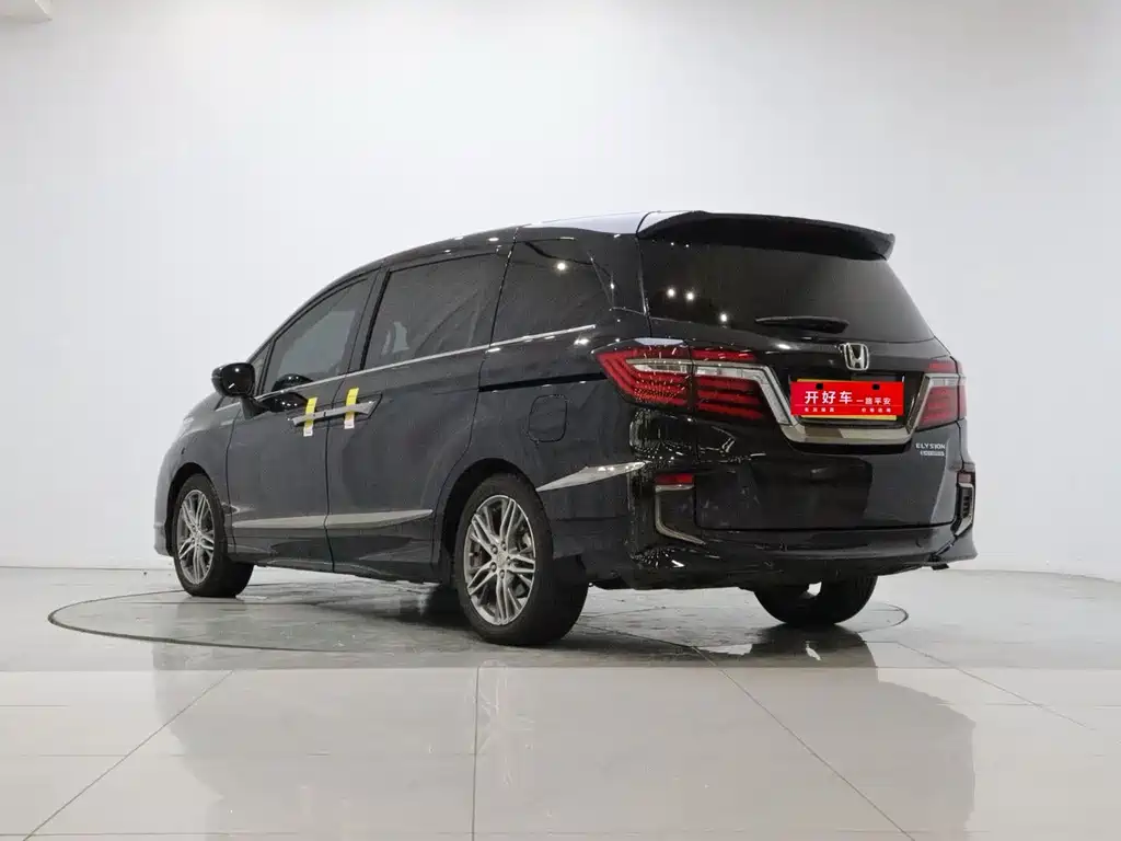 Honda Elysion — миниатюра 6