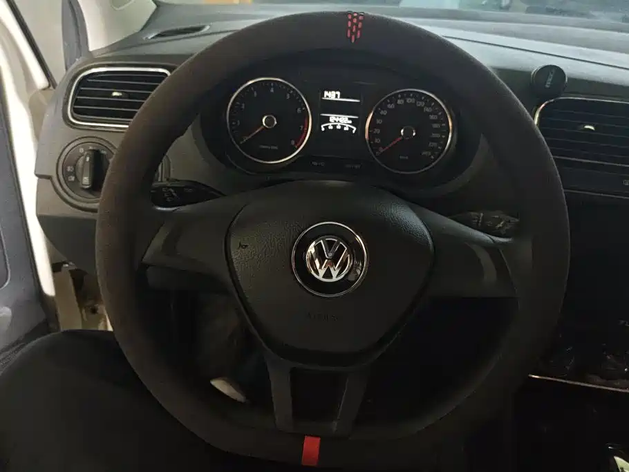 Volkswagen Polo — миниатюра 15