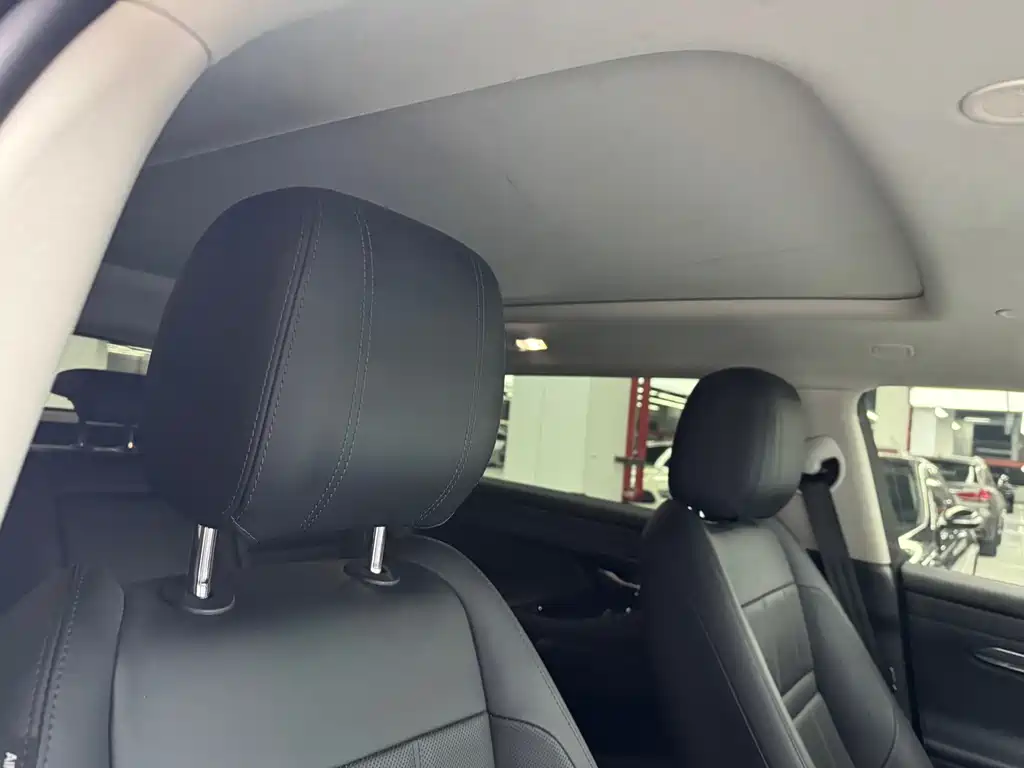 Land Rover Evoque — миниатюра 12