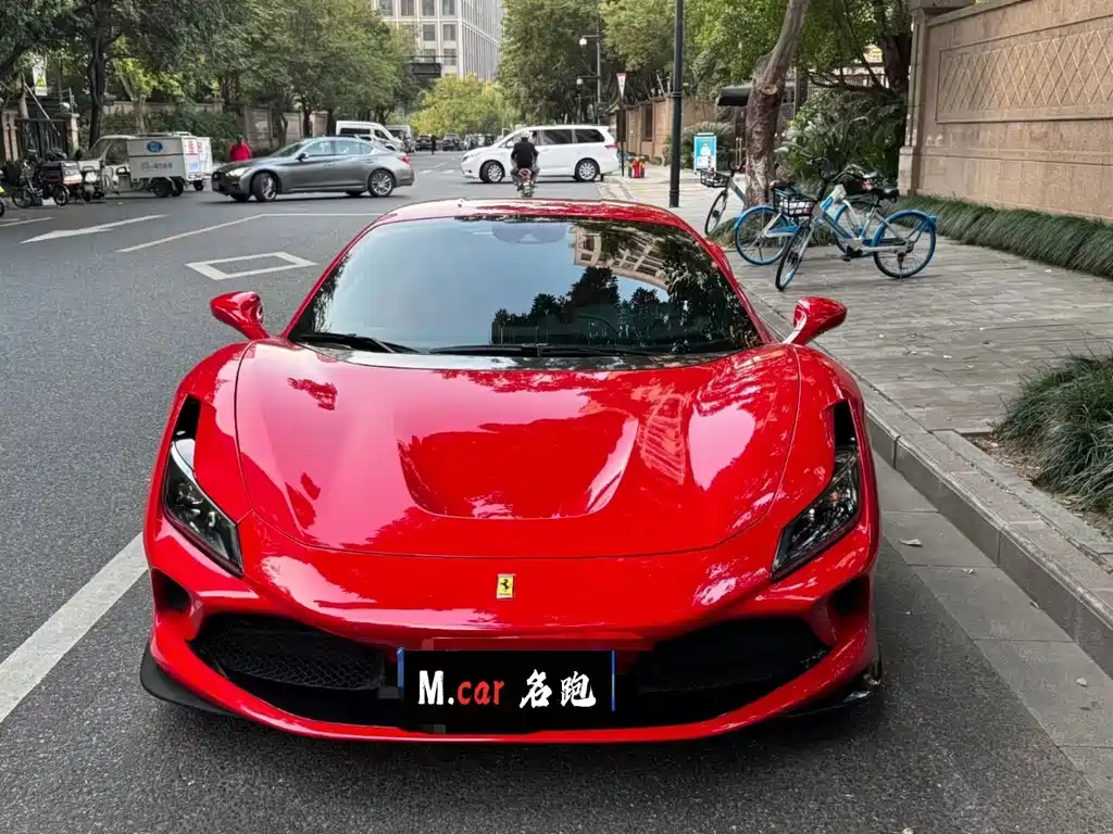 Ferrari F8