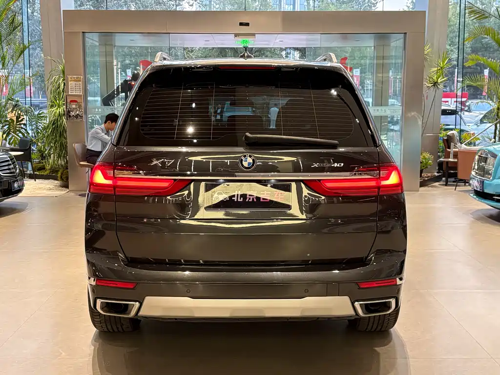 BMW X7 — миниатюра 22