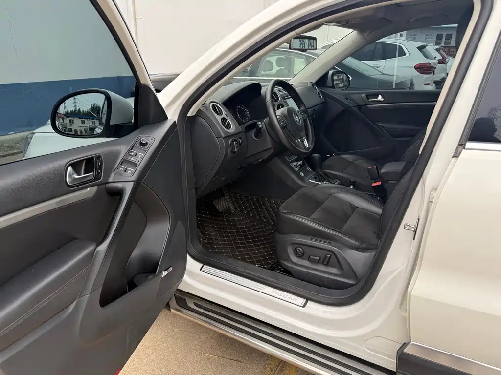 Volkswagen Tiguan — миниатюра 4
