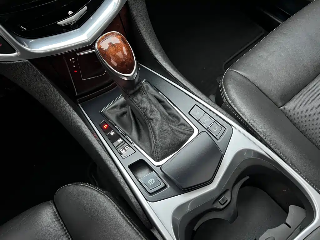 Cadillac SRX — фотографии объявления, Фото 22