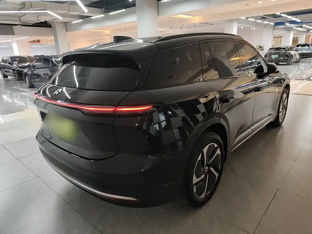 NIO ES6 — миниатюра 7