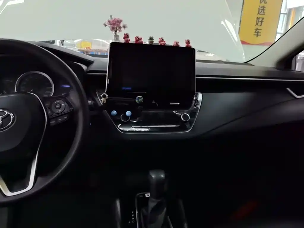Toyota Corolla — миниатюра 13