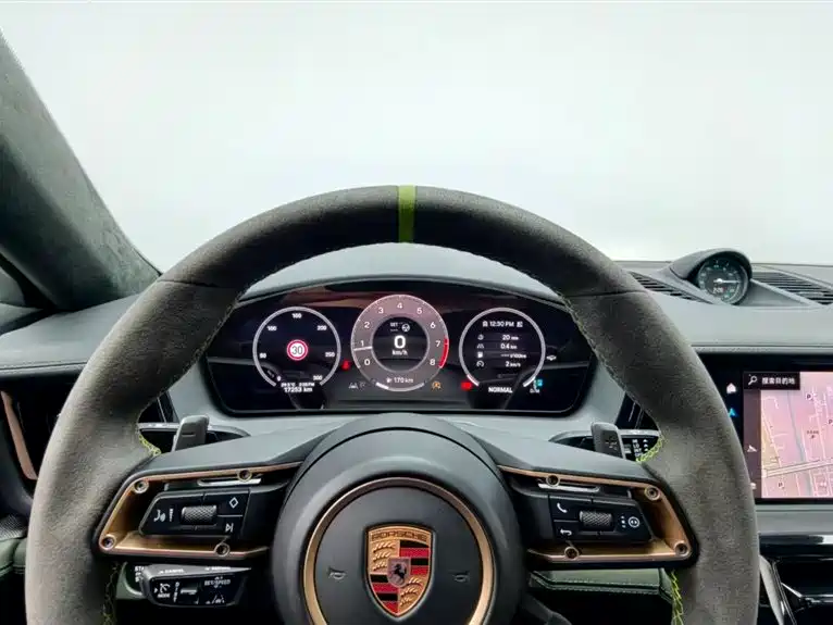 Porsche Panamera — миниатюра 10