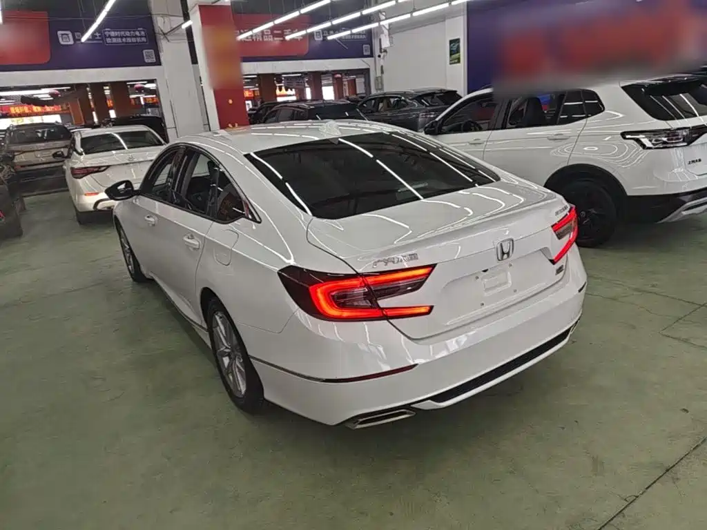 Honda Accord — миниатюра 5