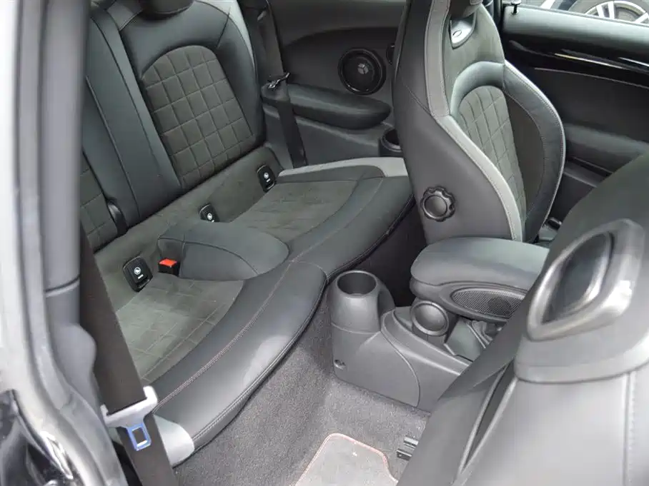 MINI Mini JCW — миниатюра 10