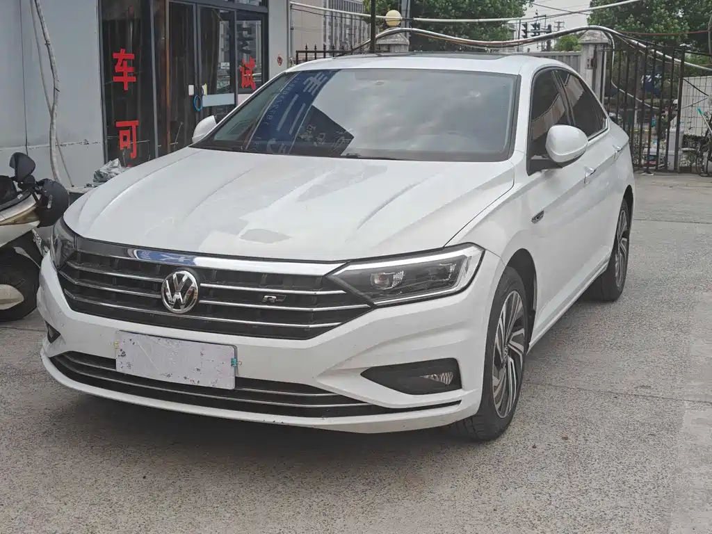 Volkswagen Sagitar 2021
