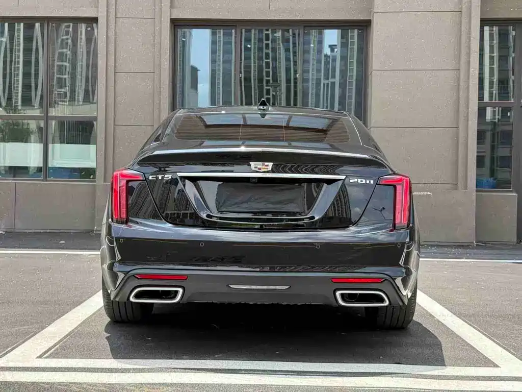 Cadillac CT5 — миниатюра 8