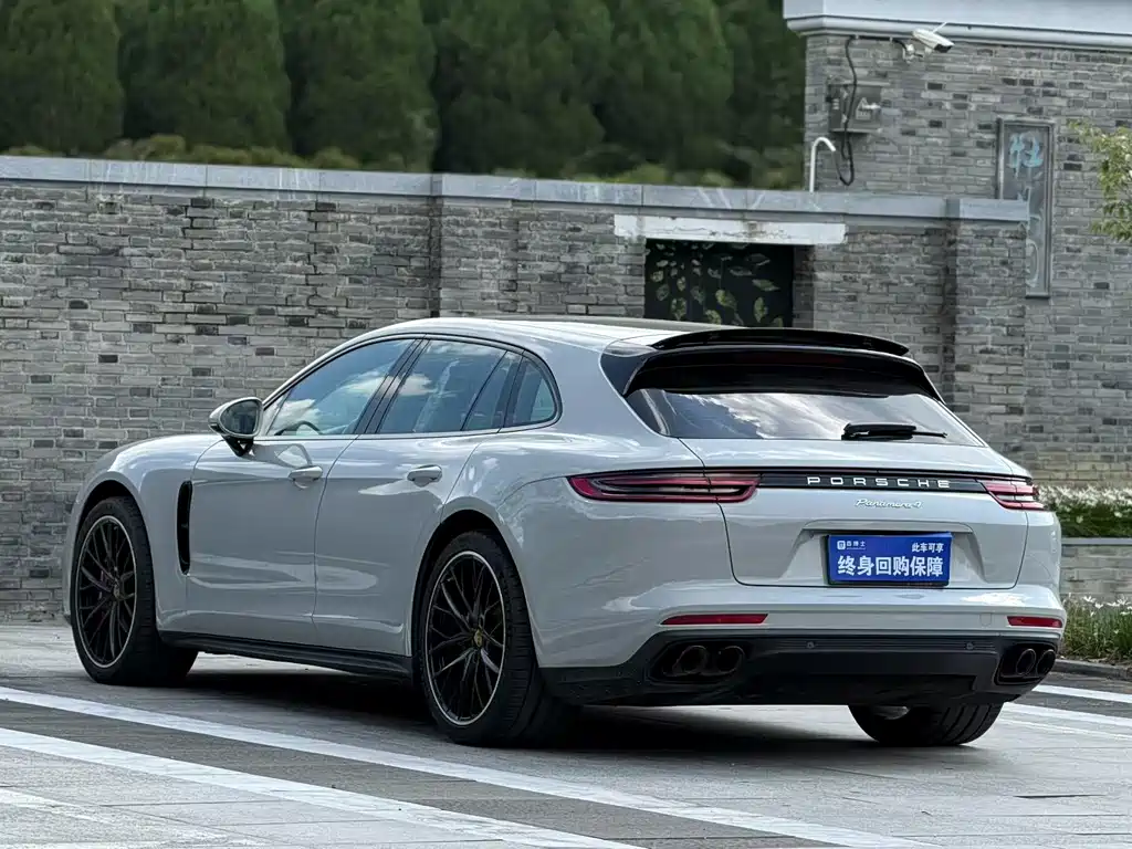 Porsche Panamera — миниатюра 3