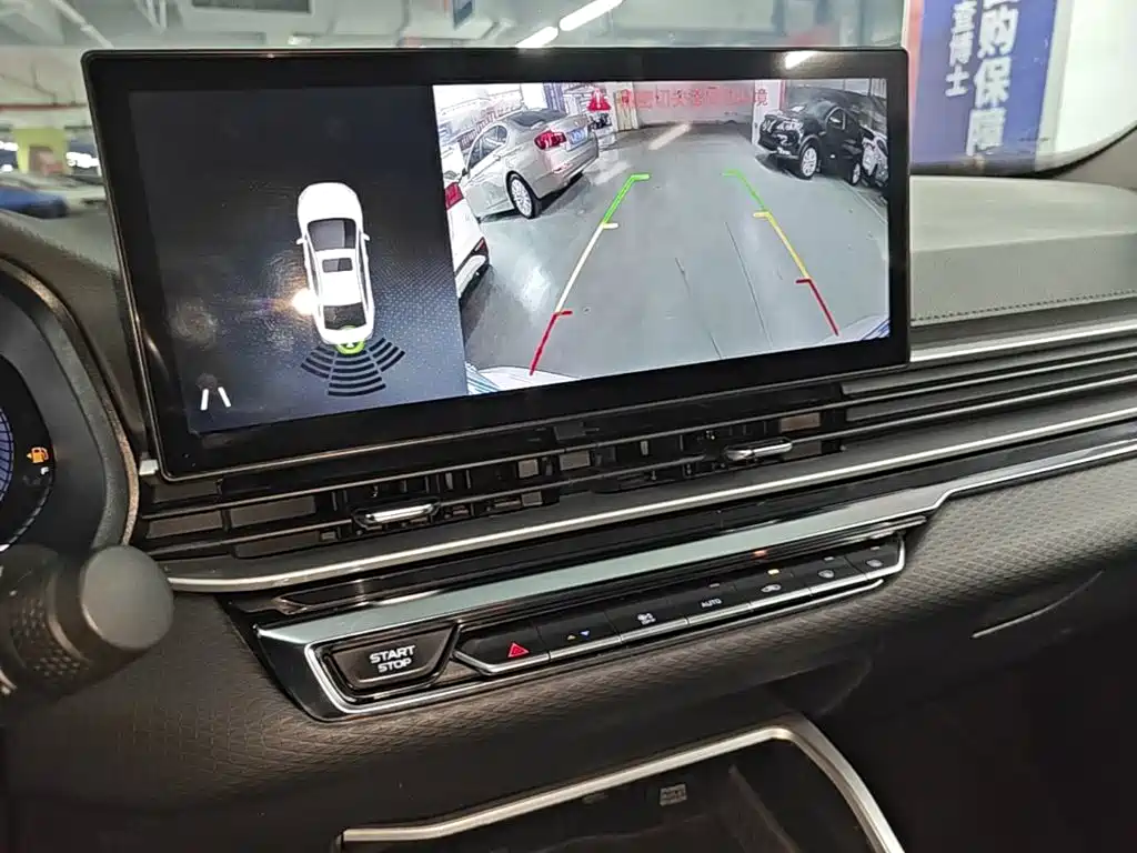 Geely Emgrand — миниатюра 13