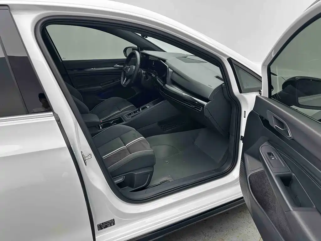 Volkswagen Golf — миниатюра 7
