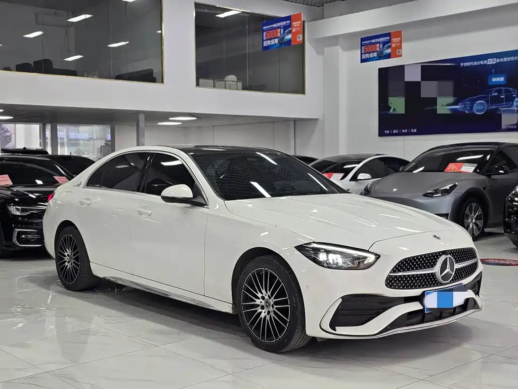 Mercedes-Benz C-Class — миниатюра 3