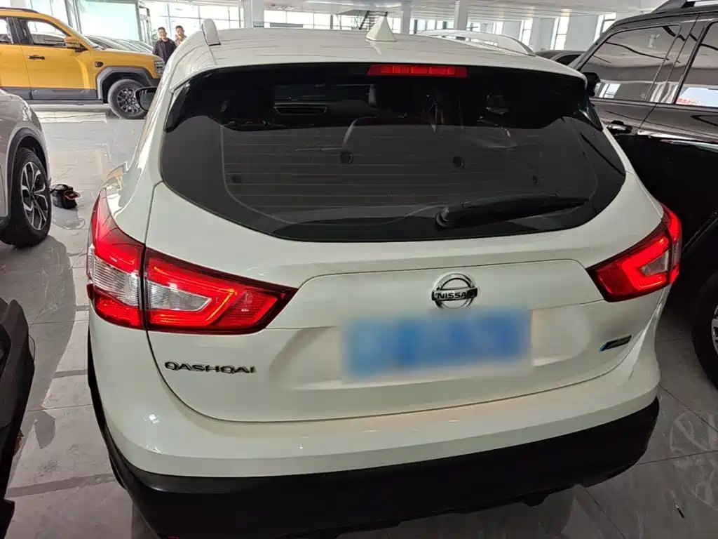 Nissan Qashqai — миниатюра 6