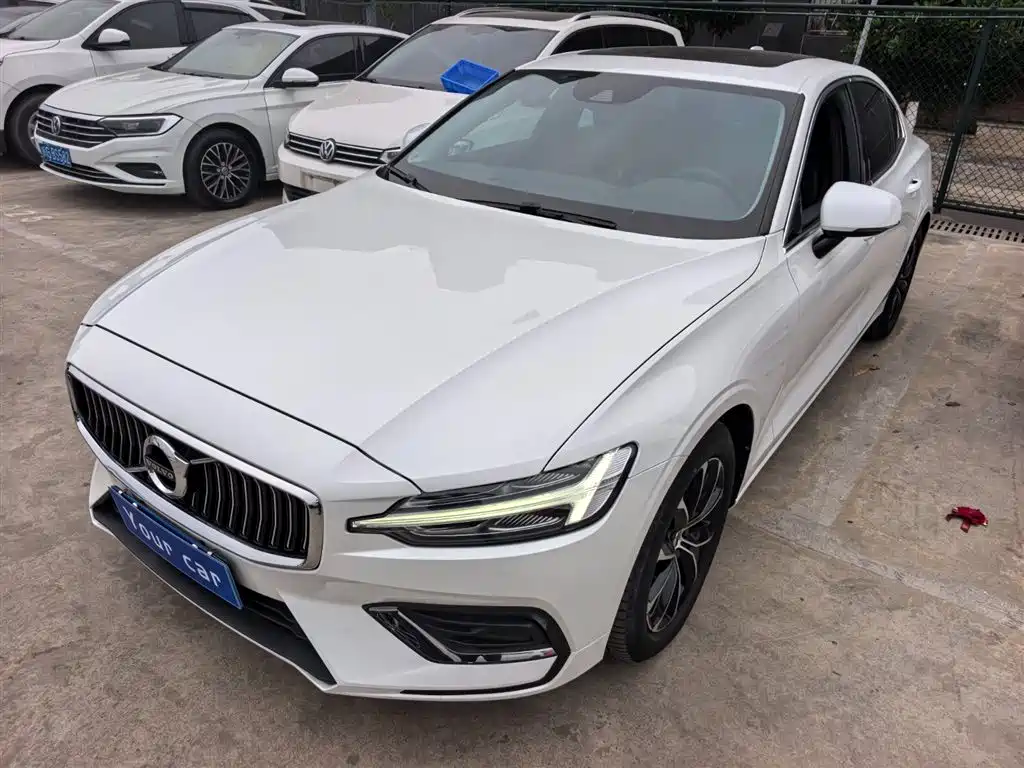 Volvo S60 2021