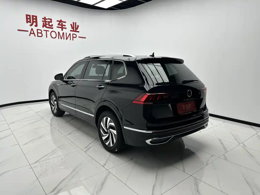 Volkswagen Tiguan L — миниатюра 8