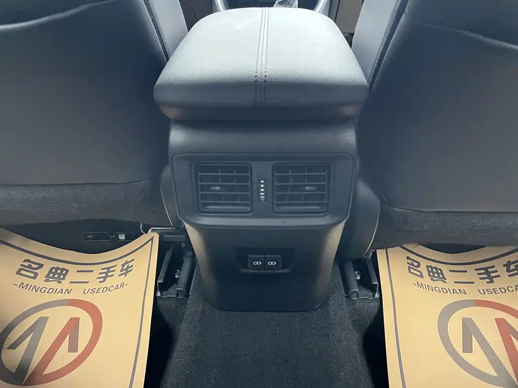 Toyota Wildlander — миниатюра 12