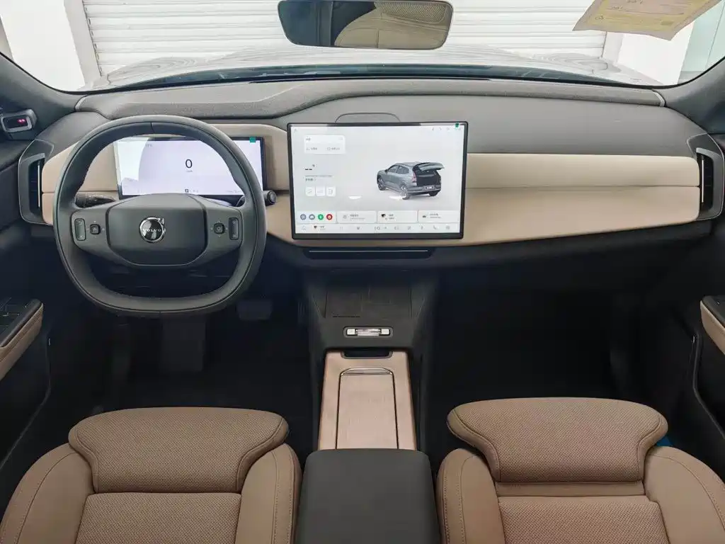 Volvo XC70 PHEV — миниатюра 17