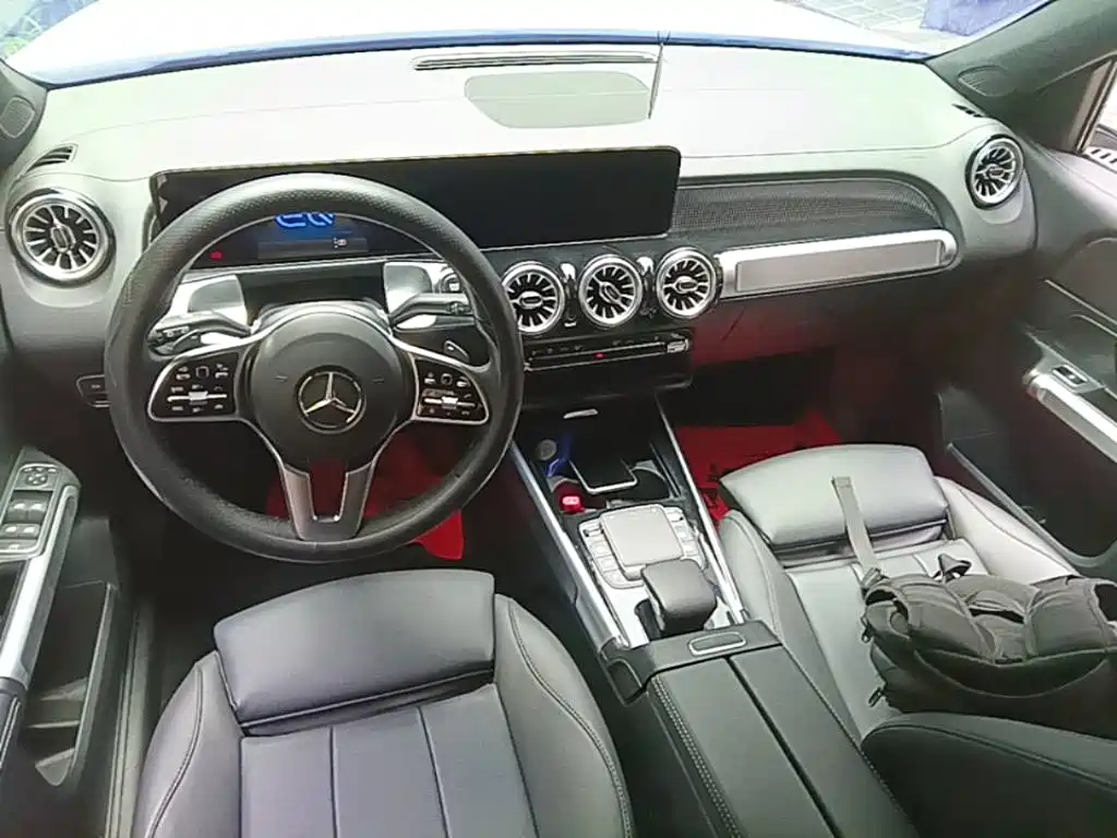 Mercedes-Benz EQB — миниатюра 10