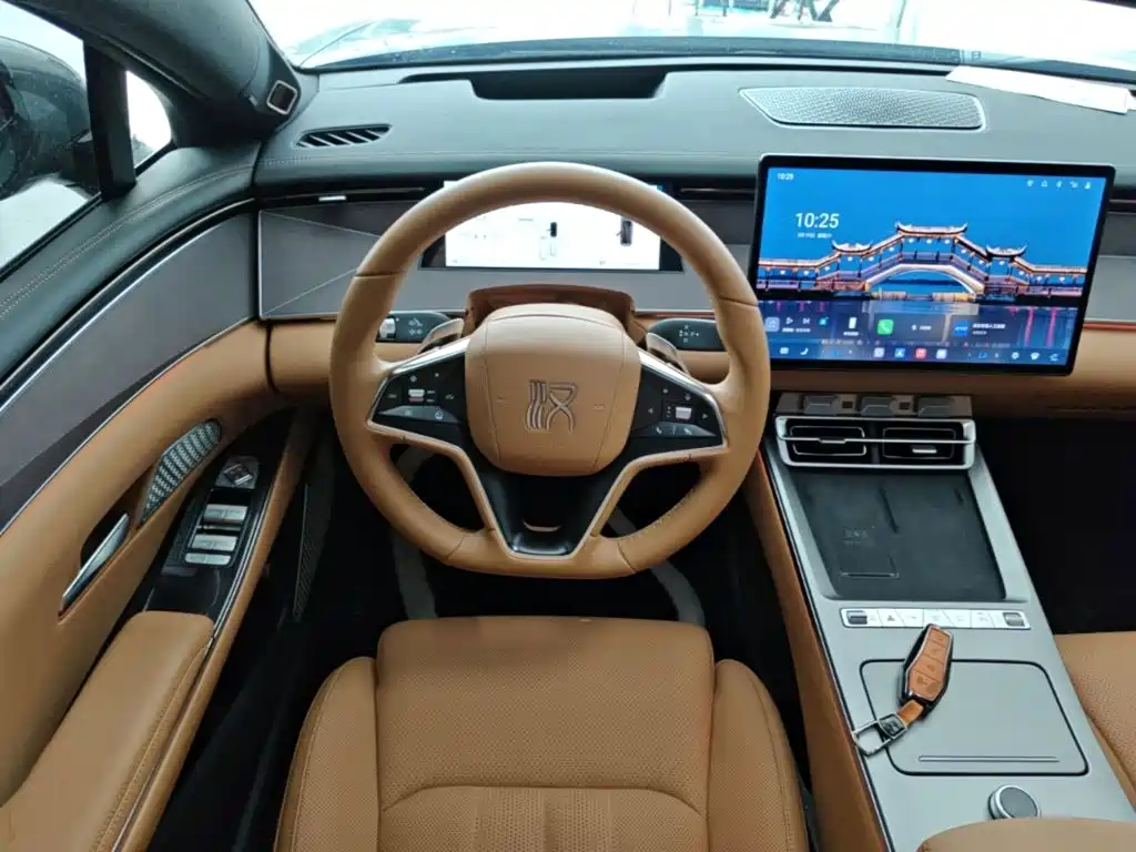 BYD Han L — миниатюра 11