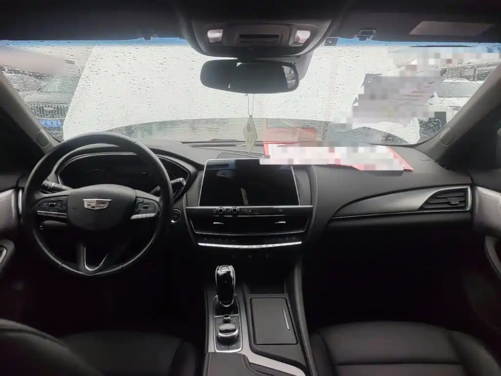 Cadillac CT5 — миниатюра 10